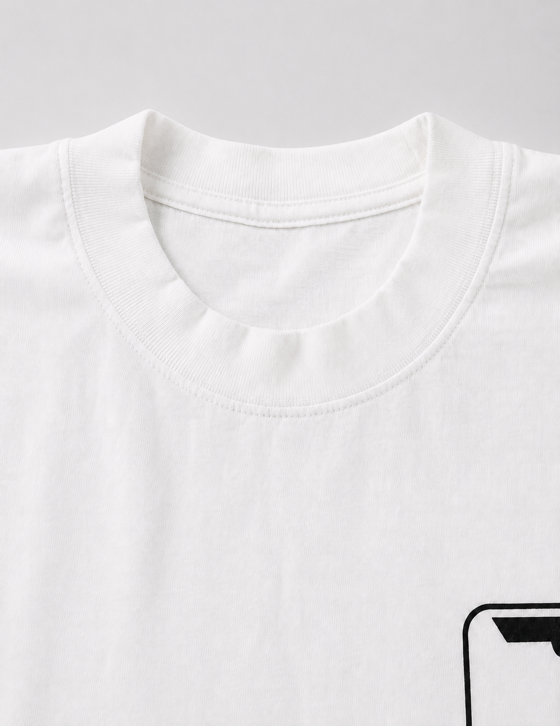 TICKLE PERFORMANCE DURABLE TEE - WHITE