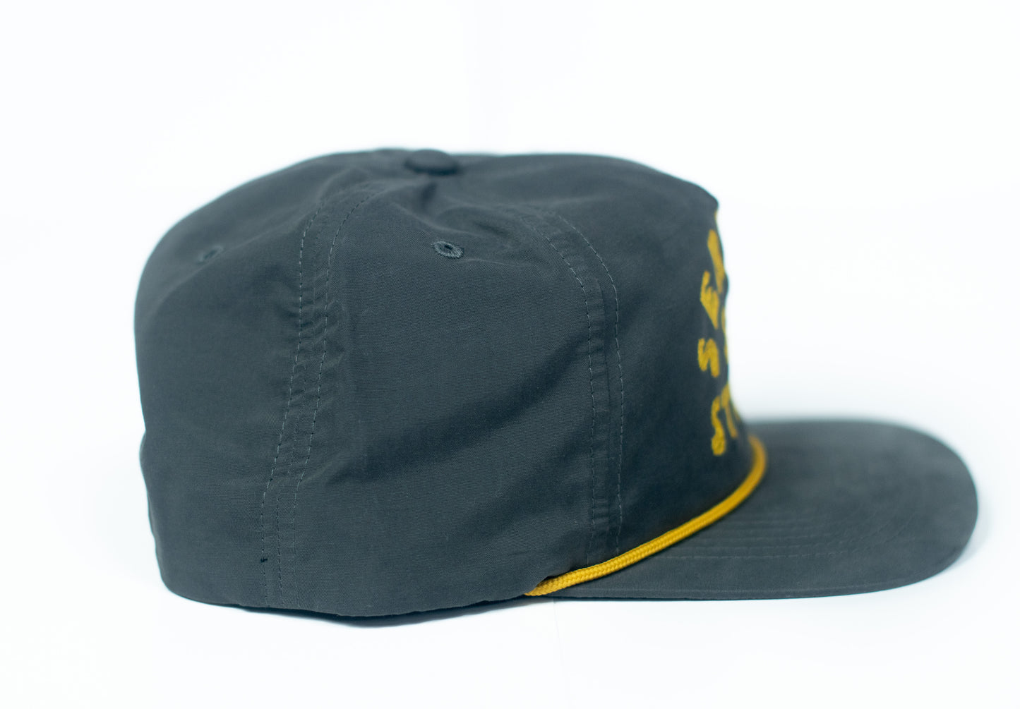 SERIOUS STUDIO CHAIN STITCH SNAPBACK HAT - GRAY