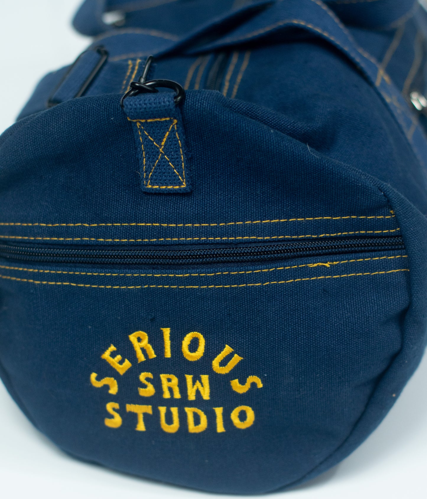 SERIOUS STUDIO ICONIC DUFFLE BAG - NAVY / GOLD